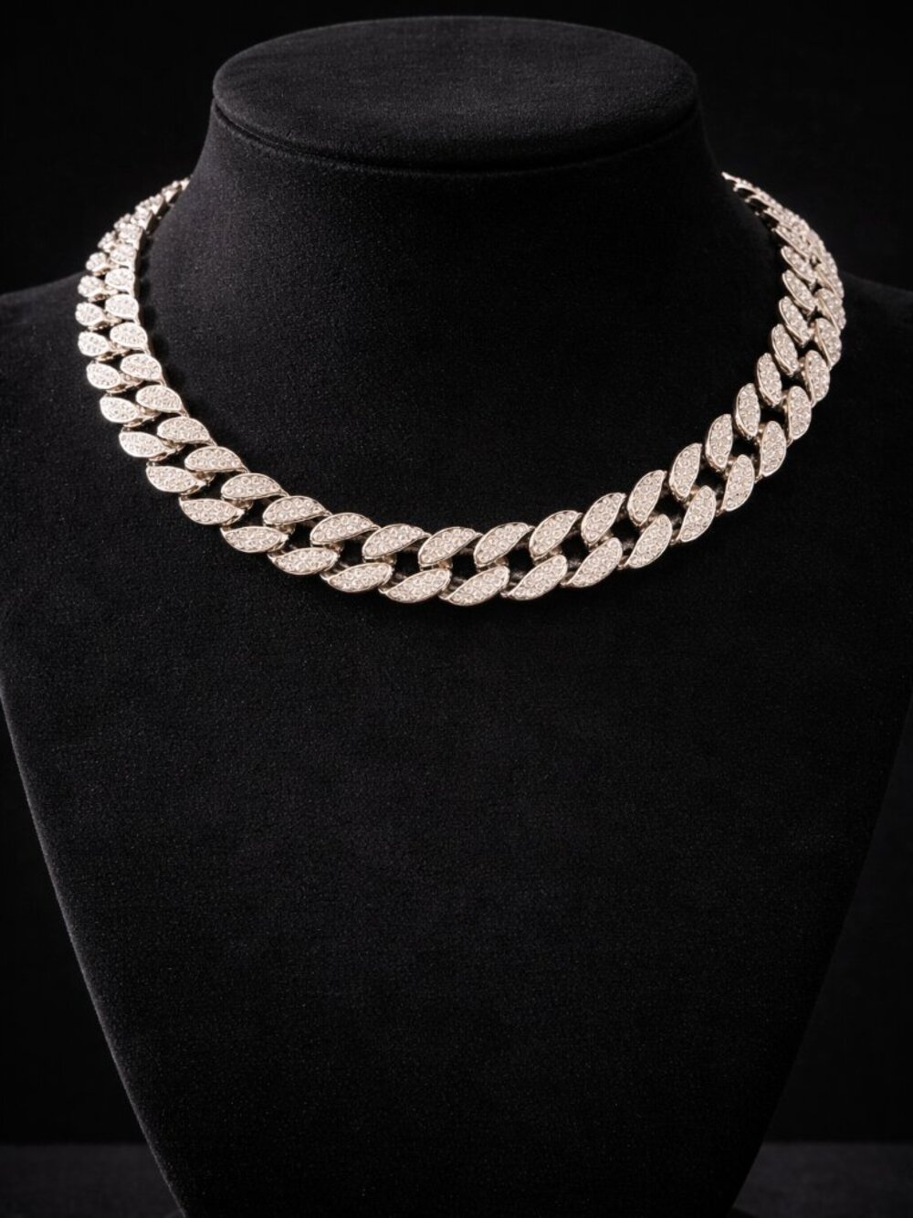 Iced Out Cuban Chain - Picture 2 of 2